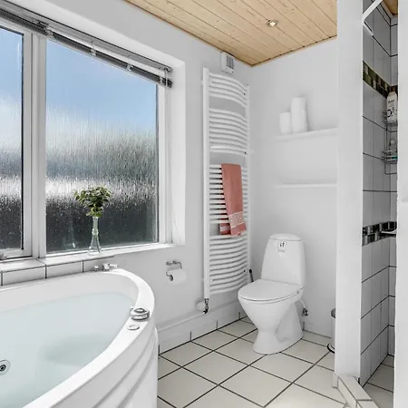 Four-bedroom In Сasa de vacaciones