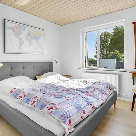 Four-bedroom In Сasa de vacaciones Børkop