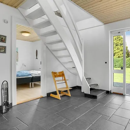 Four-bedroom In Børkop
